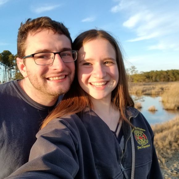 Meet your Posher, Jennifer - Picture 1 of 1